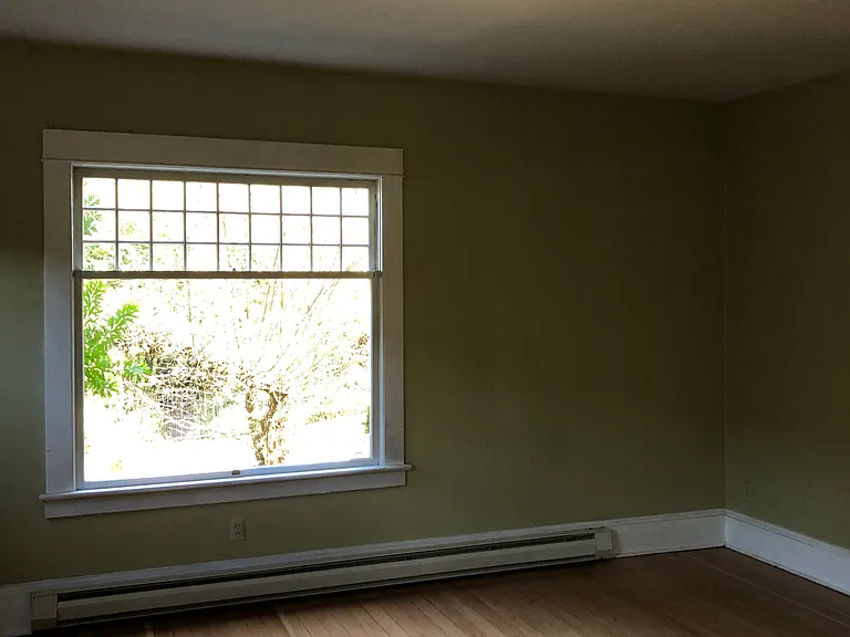 109 E Lynn St #A — Photo 18
