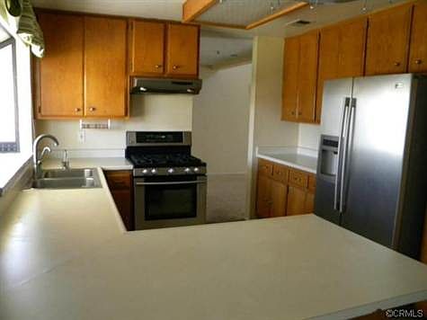 4th image of 29682 Oakbridge Dr