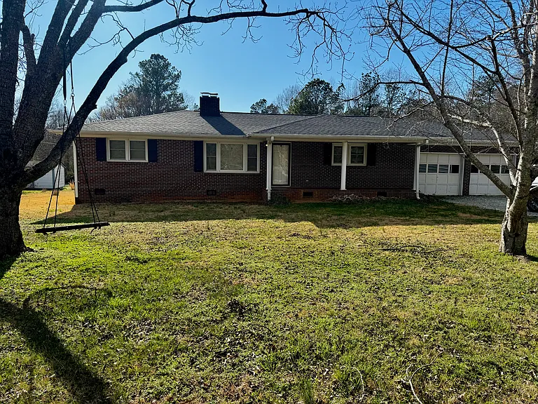 15270 Highway 221 — Photo 1