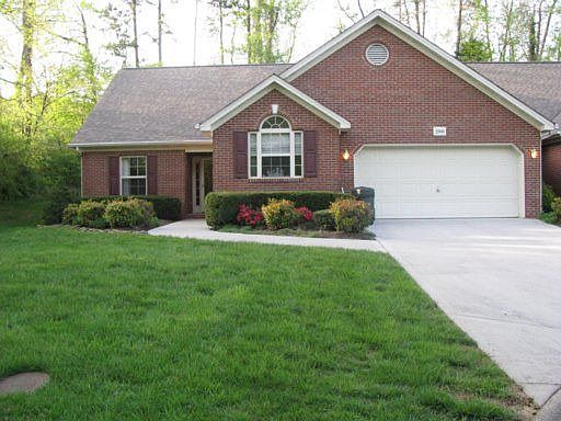 1st image of 2900 Ginnbrooke Ln