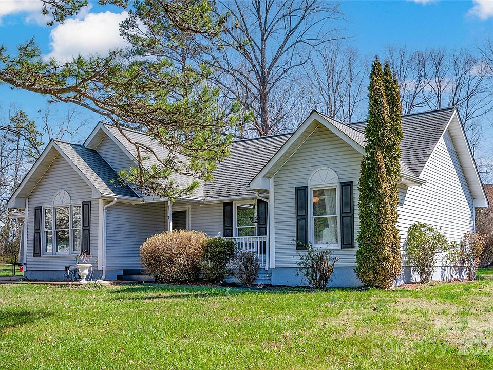 1st image of 3568 Carington Ln