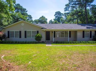 2111 S Sherwood Dr, Valdosta, GA 31602