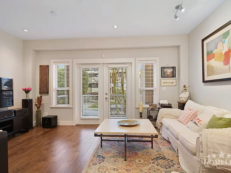 1321 Fir St #2 — Photo 2