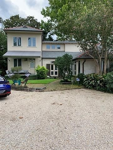1st image of 425 Patterson Dr