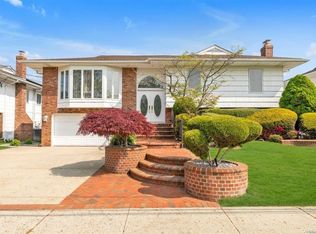 763 Vivian Ct, Baldwin, NY 11510