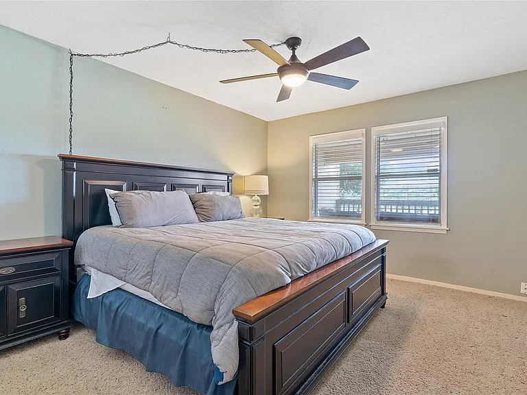 287 S Venture Blvd — Photo 13