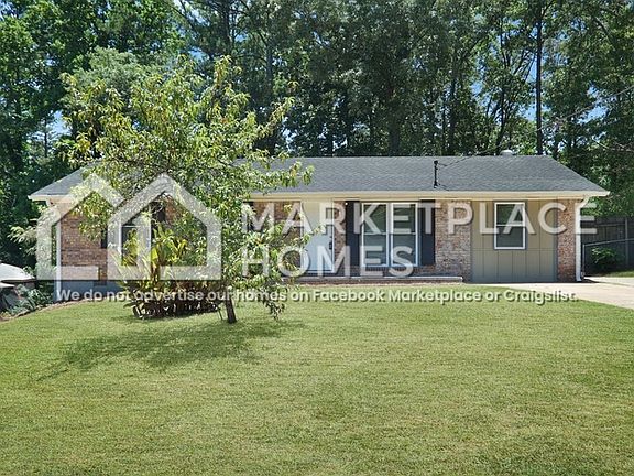 3rd image of 8206 Huntington Dr