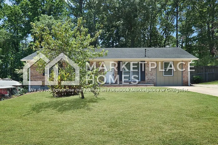 8206 Huntington Dr — Photo 3