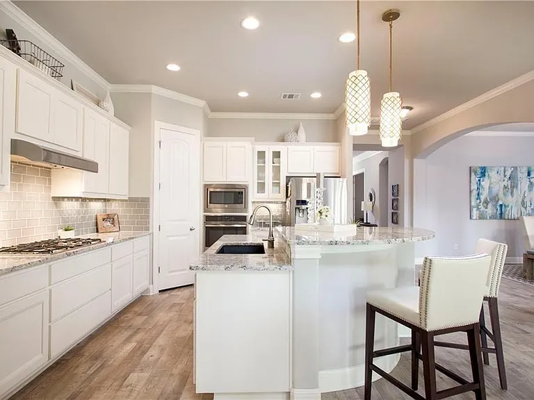 4100 Vinalopo Dr — Photo 3