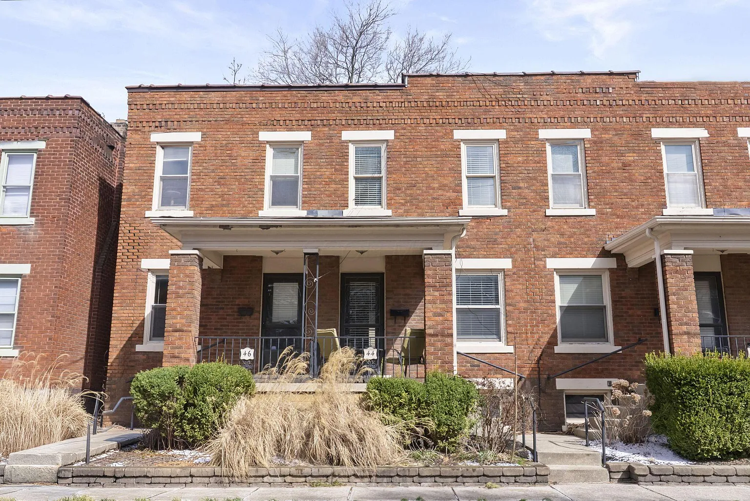 44 W Kossuth St photo 1