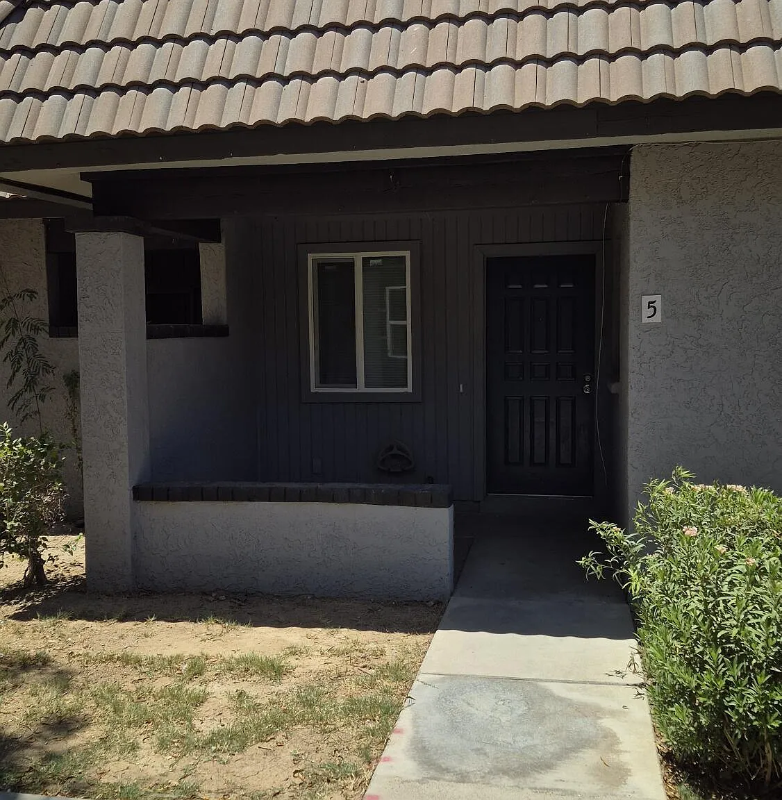 2 bed, 2.0 bath, 976 sqft, $1,500 — Photo 2