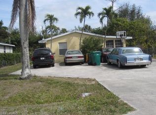 4727 Orchard Ln, Naples, FL 34112