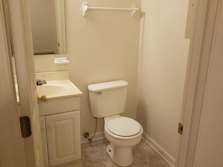 914 Baker Blvd — Photo 10
