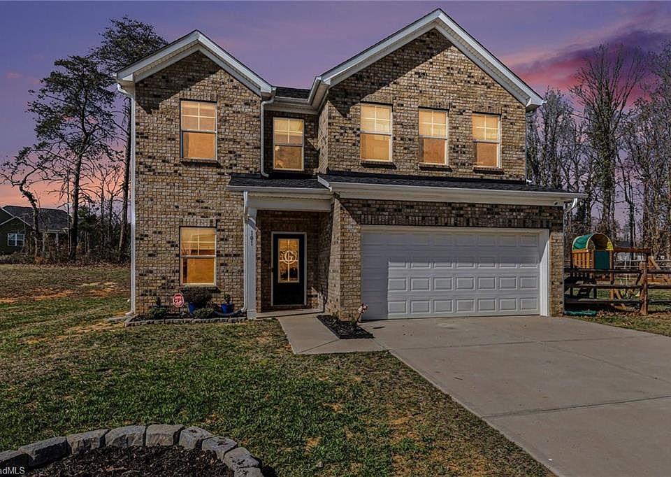 1st image of 101 Rocklyn Ln
