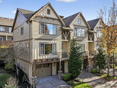 2064 NW Village Cir #44, Portland, OR, 97229