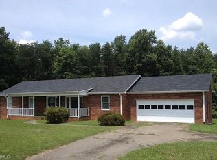 4445 Mecum Rd, Walkertown, NC 27051