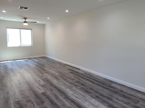 3rd image of 34 Bonita St Unit C