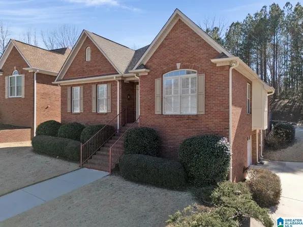 509 Magnolia Crest Cir, Gardendale, AL 35071