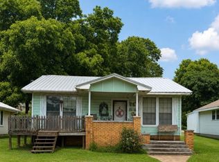 1608 27th Ave N, Hueytown, AL 35023