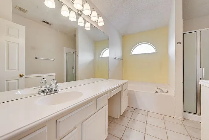 220 High Pointe Ln — Photo 16