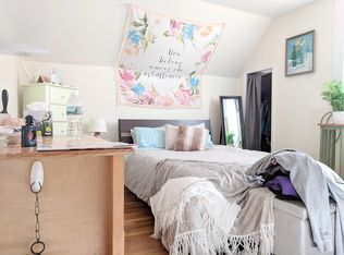 9 Temple St #2B, Boston, MA 02132