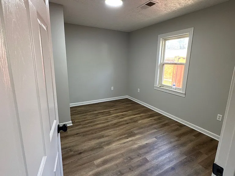 811 Scott St #1 — Photo 6