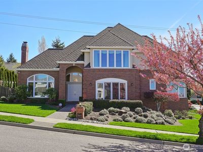 5990 167th Avenue SE, Bellevue, WA, 98006