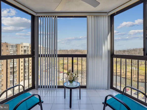 15101 Interlachen Dr #1-905, Silver Spring, MD 20906