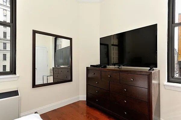 Rented by Eisenberg Exclusives | media 108