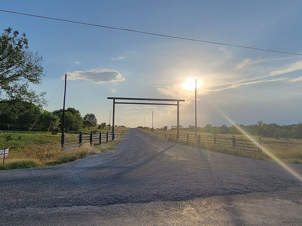 1st image of 32 Private Road 4000
