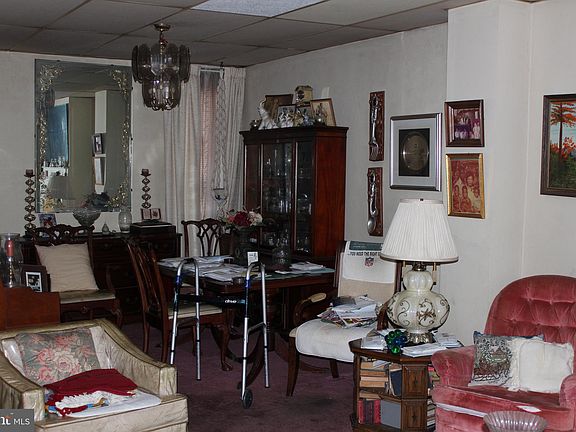3rd image of 538 S Salford St