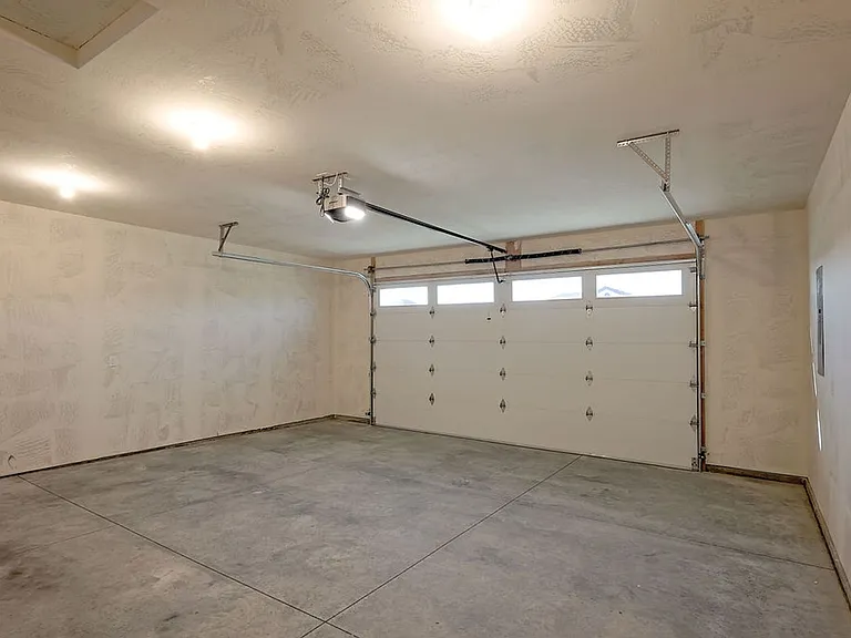 1025 Adamite Rd — Photo 31