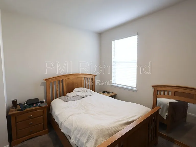 7001 Batten Ct — Photo 12