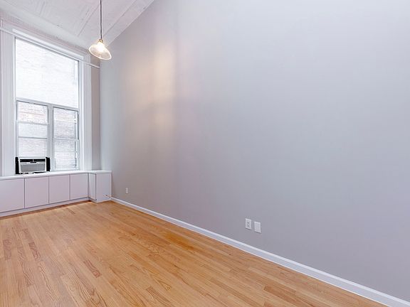 4th image of 457 Broome St Floor 2