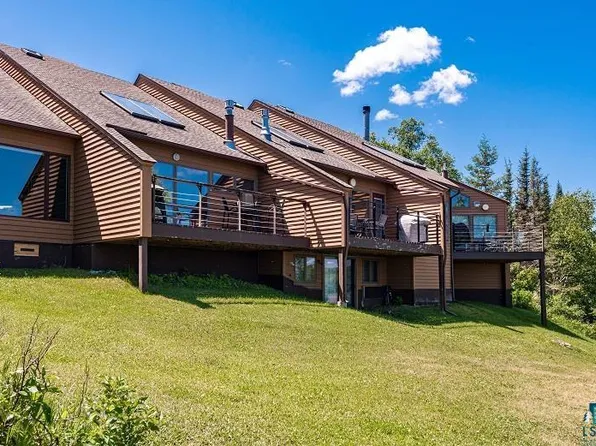 1567 Superior Shores Dr #27, Two Harbors, MN 55616