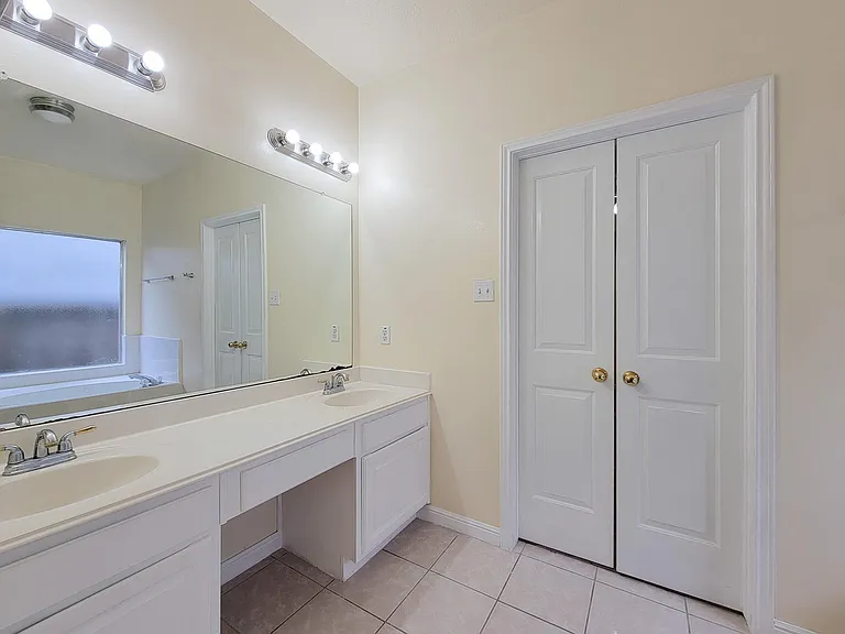14938 Brightbrook Dr — Photo 19