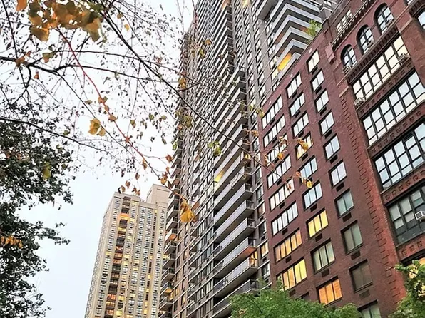 515 East 72nd Street 5F image 14 of 15