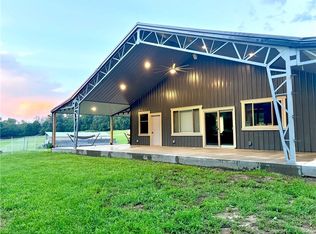 18020 Ozark Ln, Higginsville, MO 64037