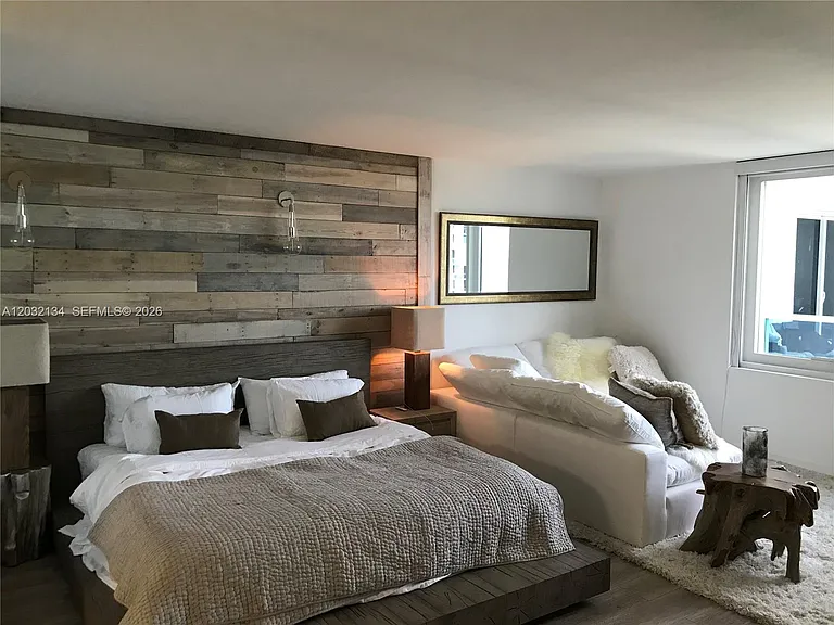 2301 Collins Ave #843 — Photo 9