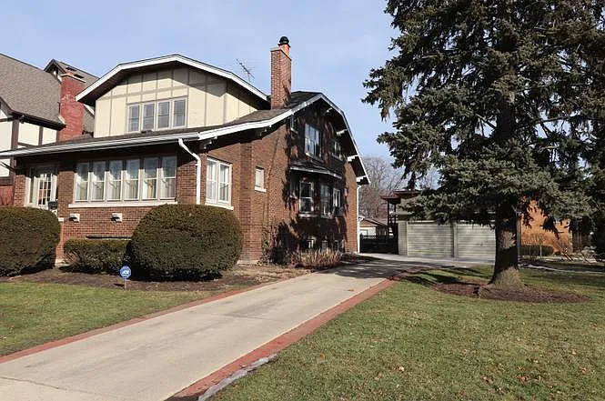 2 bed, 1500 sqft, $2,270 — Photo 1