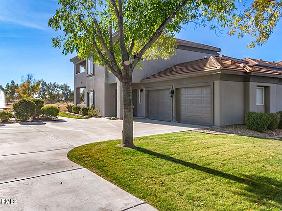 3rd image of 7401 W ARROWHEAD CLUBHOUSE Drive #2053