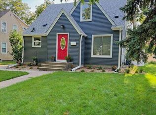 741 Mount Curve Blvd, Saint Paul, MN 55116