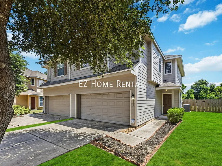 2951 Hackamore Hollow Ln — Photo 3