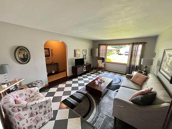 5th image of 1721 Wedel Ave