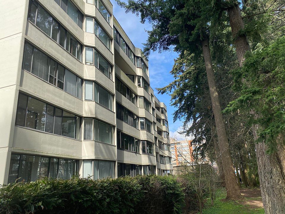 1st image of 1442 Foster St #102