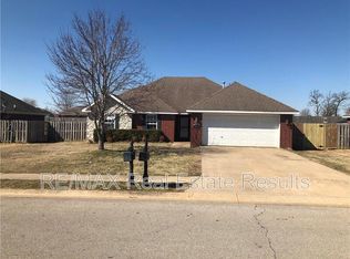 1595 Charles St, Pea Ridge, AR 72751
