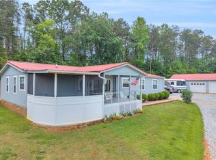 721 Cedar Crest Trl, Walhalla, SC 29691