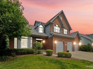 3612 Tall Grass Dr, Naperville, IL 60564