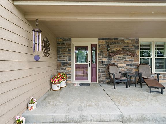 4th image of 1113 Lochenshire Cir