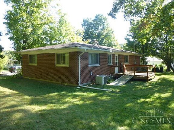 5th image of 1095 Williams Dr
